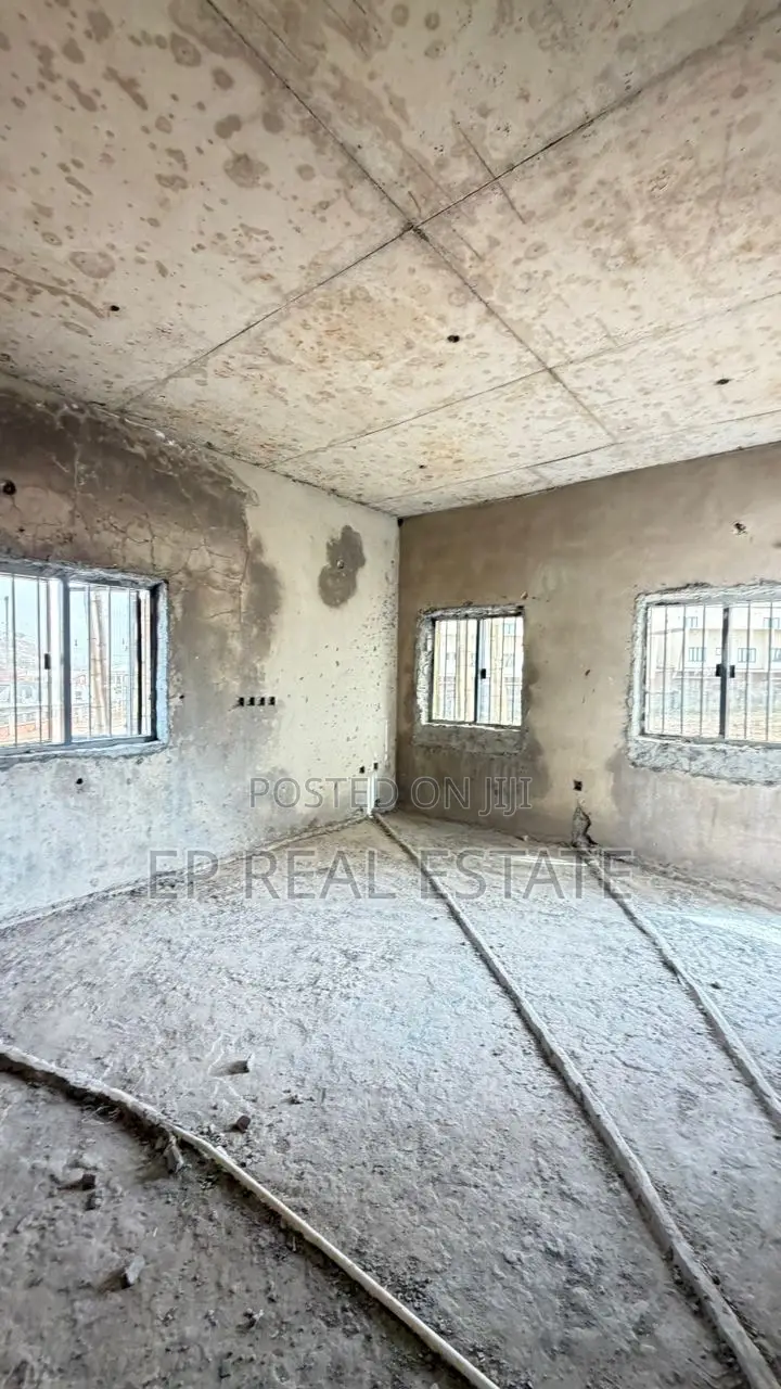 5bdrm House in Idu for sale in Idu