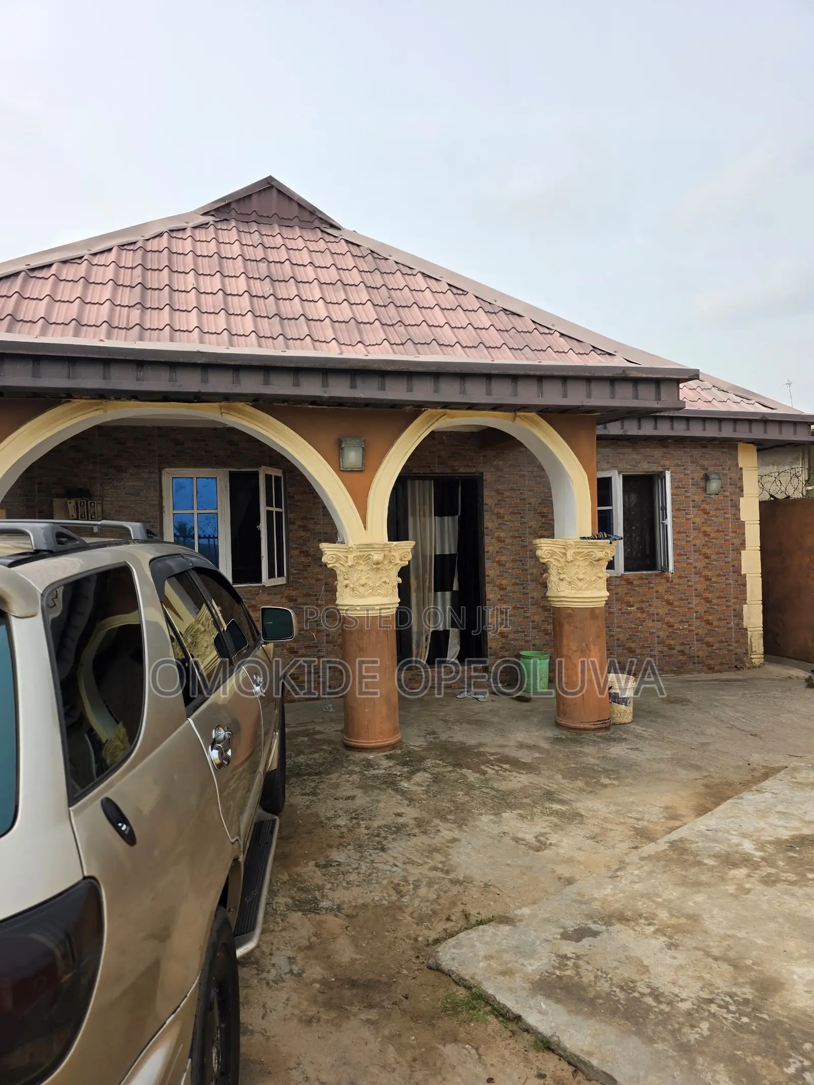 3bdrm Block of Flats in Aradagun for sale in Aradagun