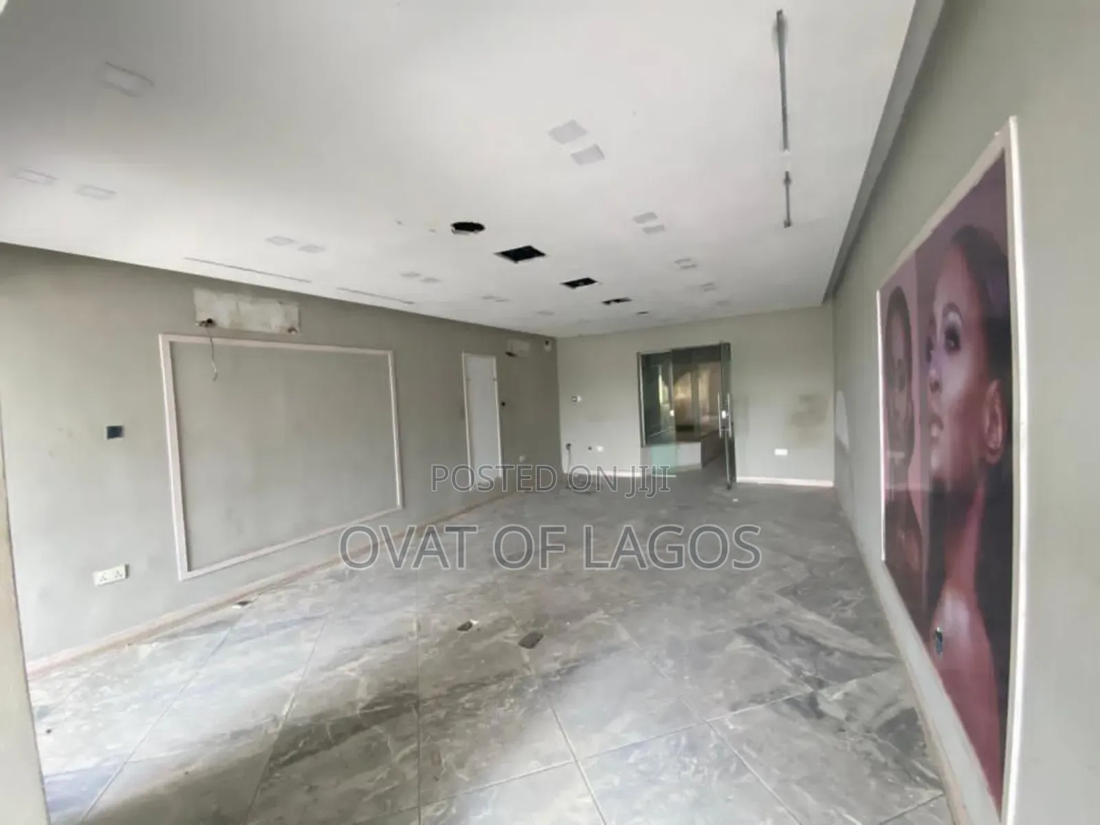Shopping Complex Space/ Office Space in Lekki Phase 1