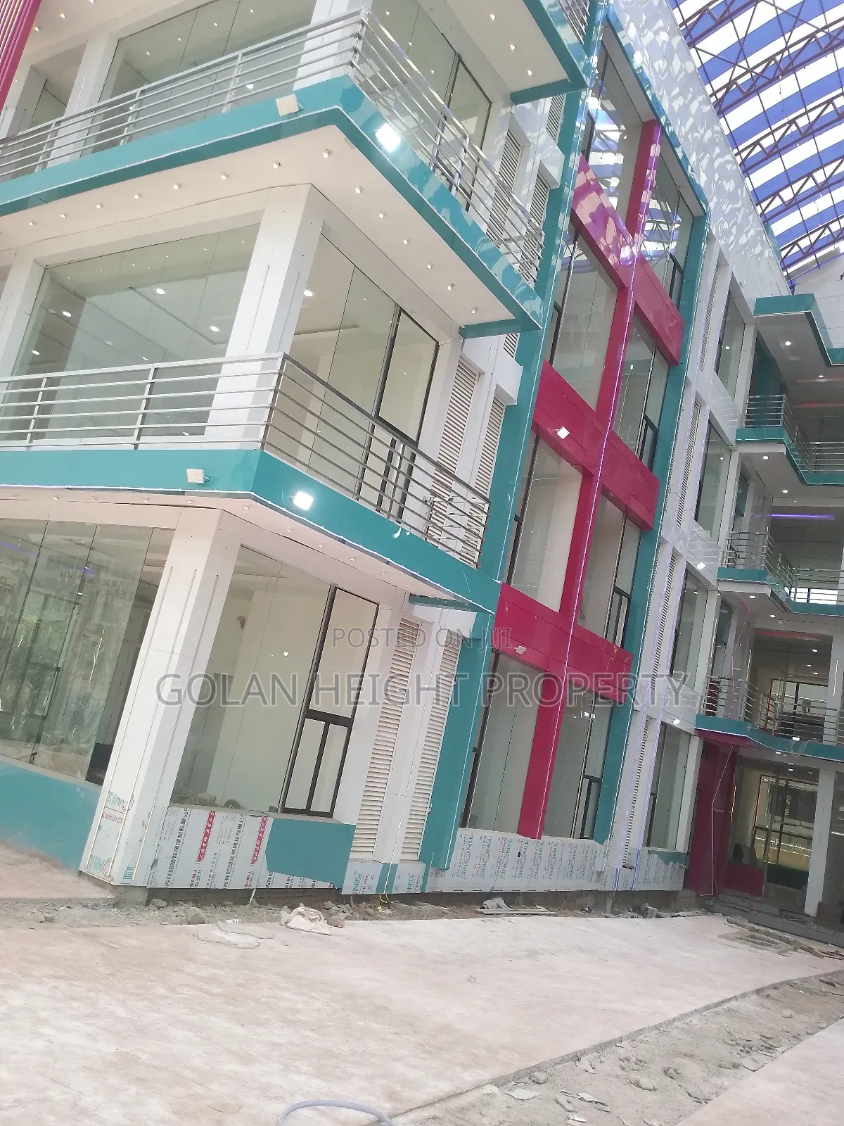 To Let Standard Shop in Life Camp