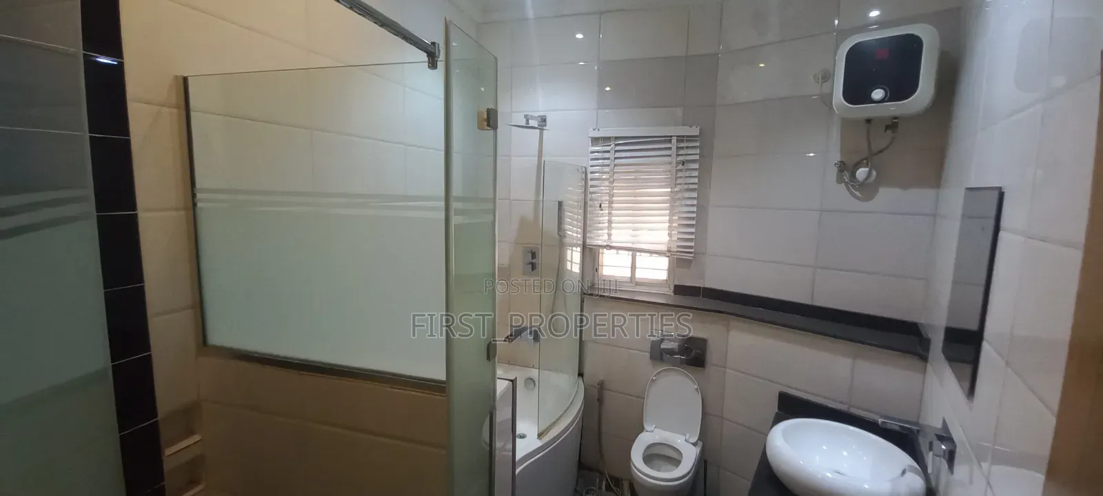 Furnished 5bdrm Duplex in Custom Oluyole for sale in Oluyole Estate