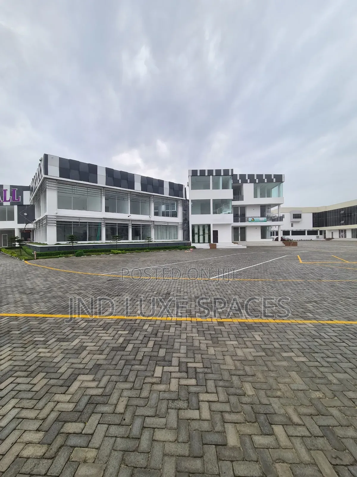 Commercial Space of 51sqm, 15sqm and 19sqm in Ajah