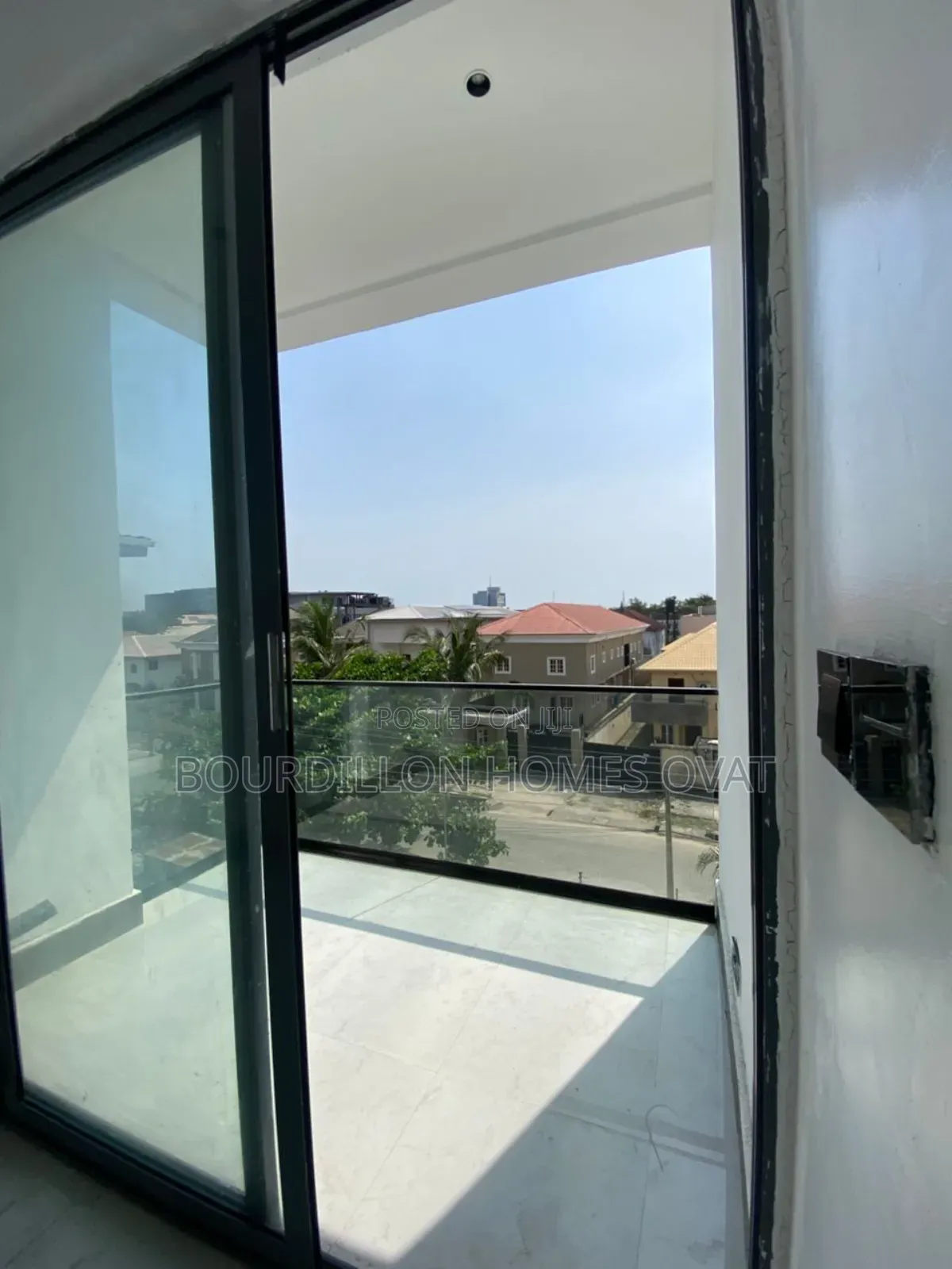 5bdrm Duplex in Lekki Phase 1 Lagos for sale in Lekki Phase 1