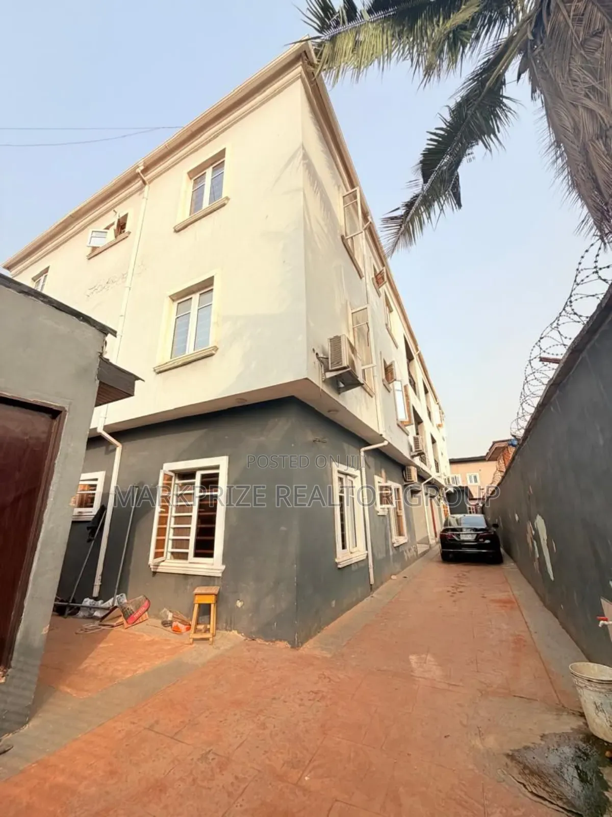 3bdrm Apartment in Ogba Ikeja Lagos for sale in Ogba