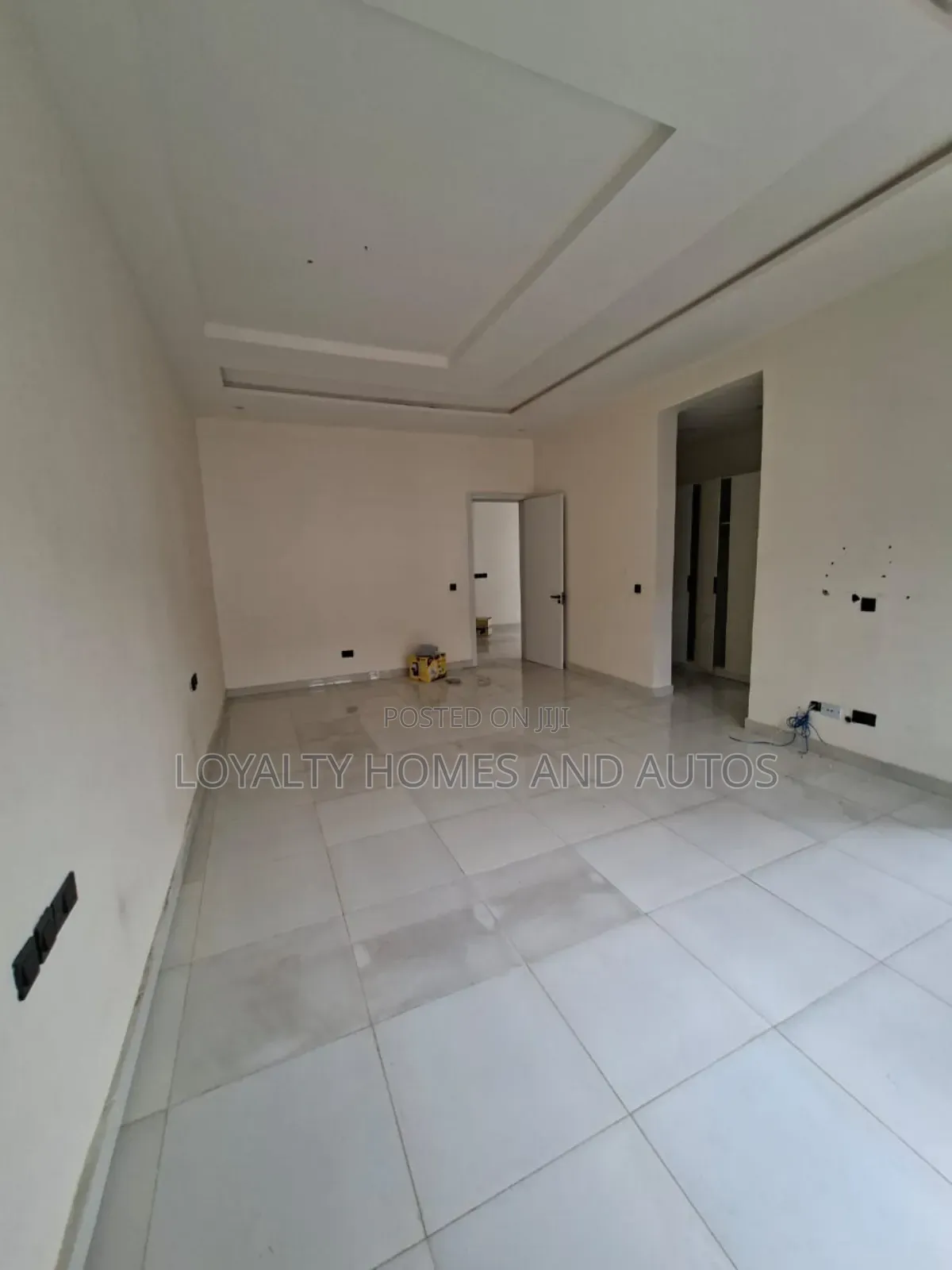 3bdrm Duplex in Omole Phase 2 for sale in Omole Phase 2