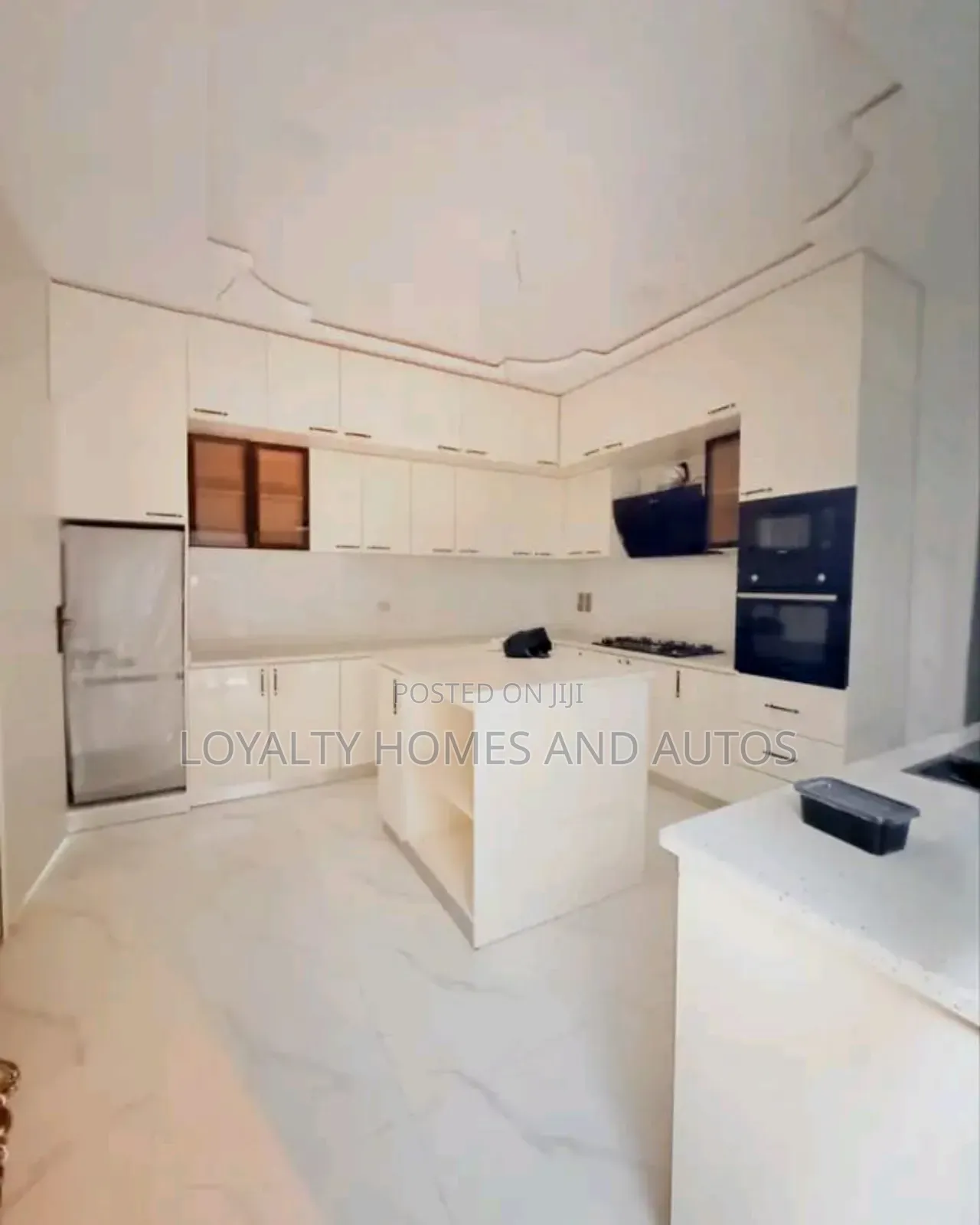 4bdrm Duplex in GRA Phase 2 Shangisha for sale in GRA Phase 2 Shangisha
