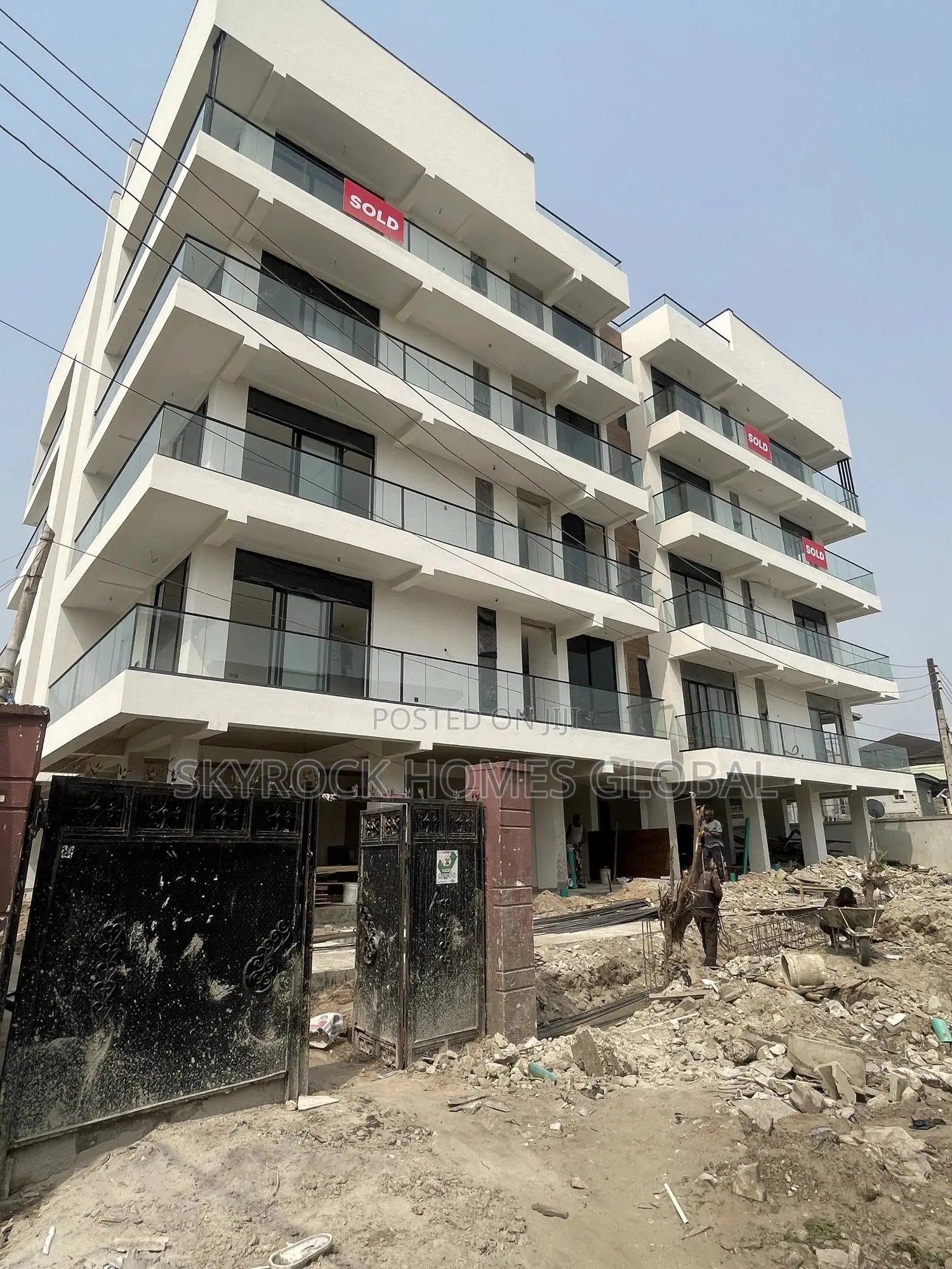 2bdrm Block of Flats in Ilasan for sale in Ilasan