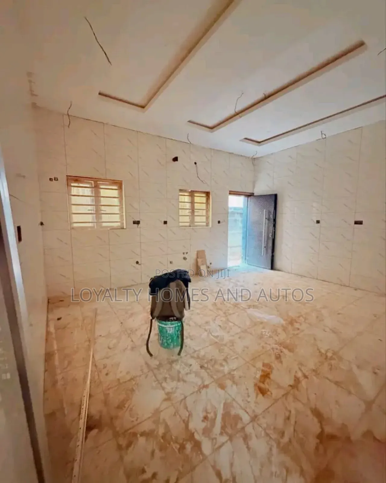 5bdrm Duplex in GRA Phase 2 Shangisha for sale in GRA Phase 2 Shangisha