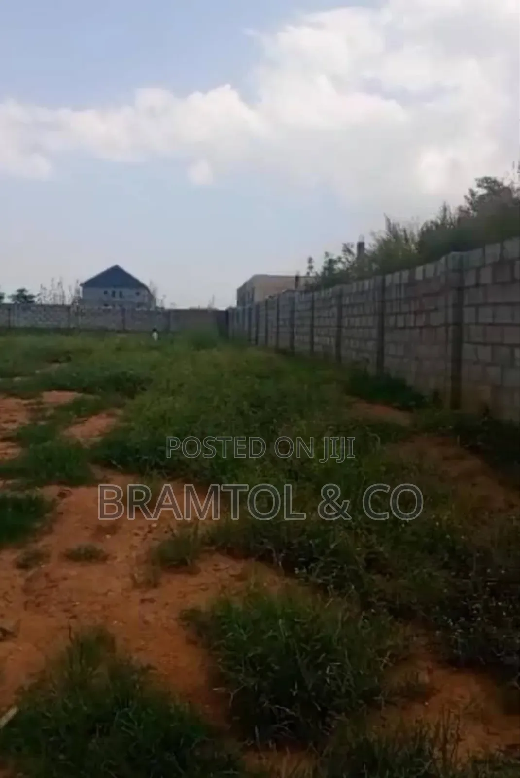 250sqm For 4 Bedroom Terraced Duplex in Kuje
