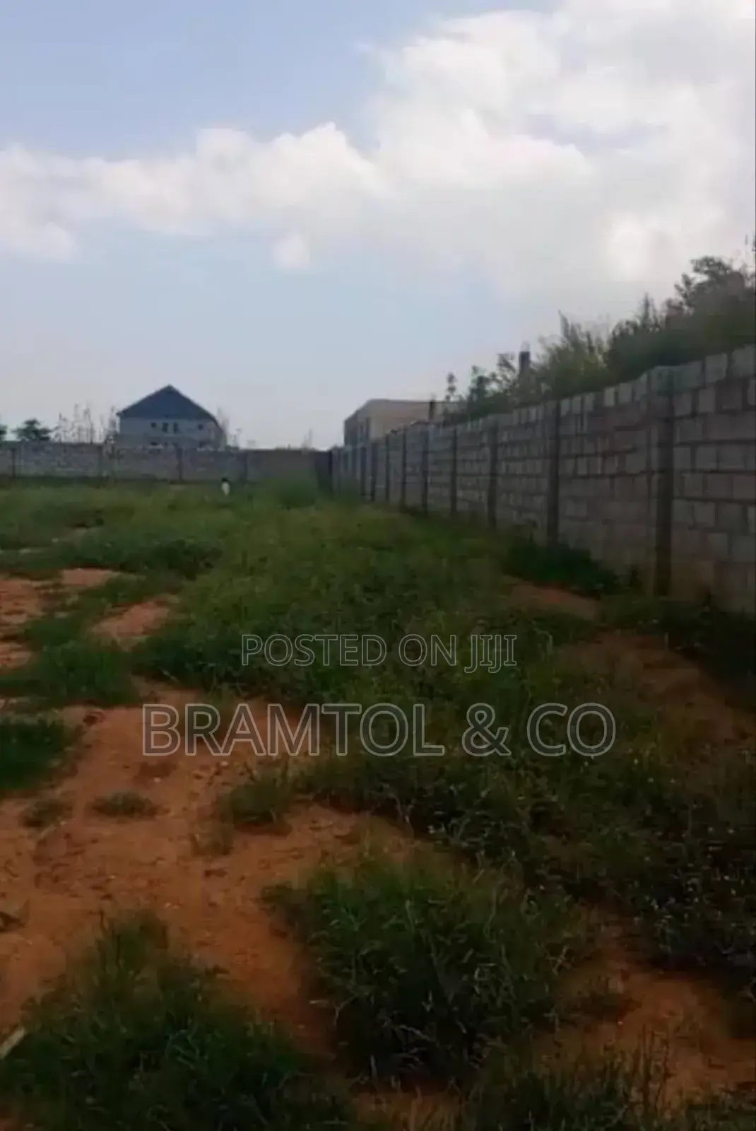 250sqm For 4 Bedroom Terraced Duplex in Kuje
