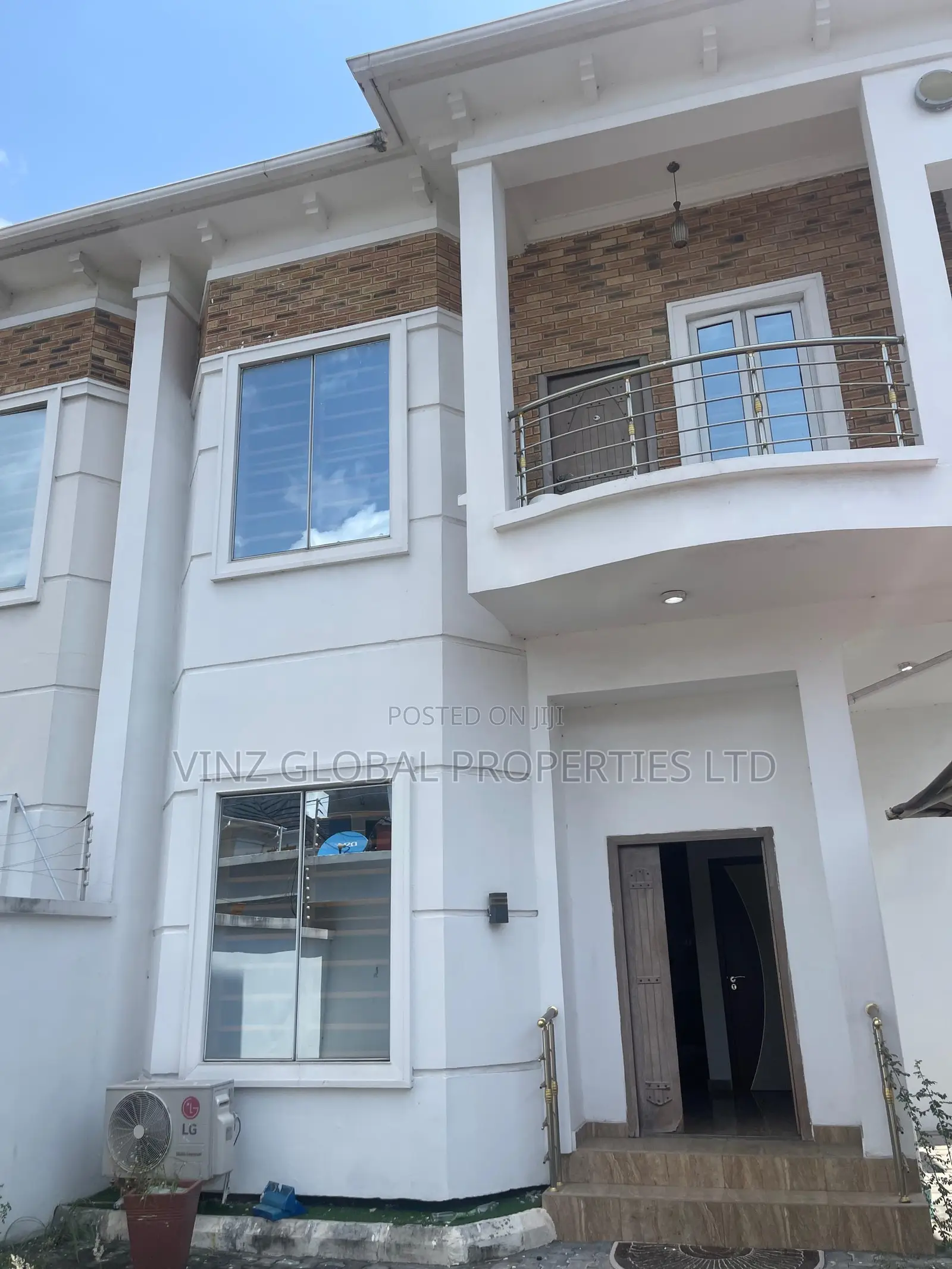 Furnished 3bdrm Duplex in Lekki for rent in Lekki