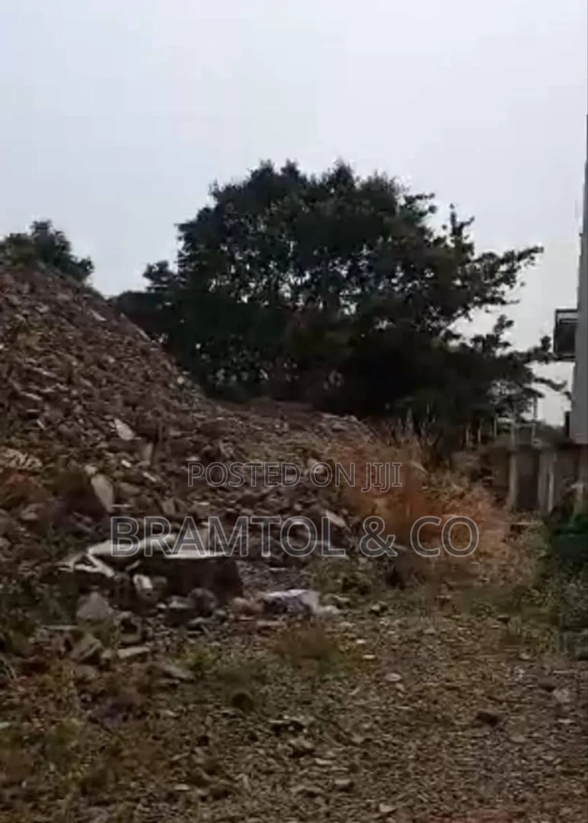 500sqm For 4 Bedroom Fully Detached Duplex With Bq in Guzape District
