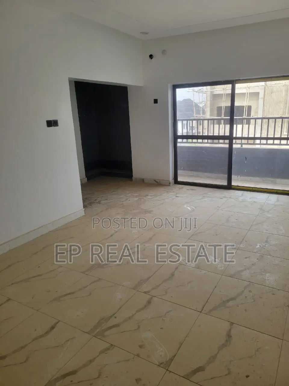 5bdrm Duplex in Dakwo District for rent in Dakwo District