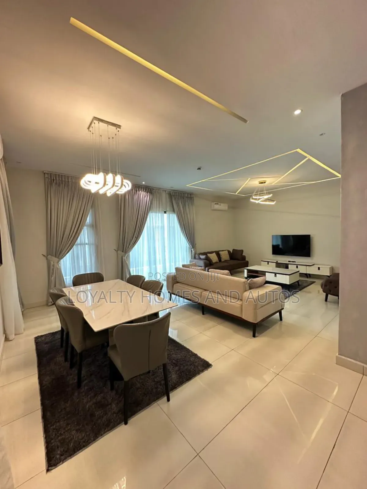 5bdrm Duplex in Lekki Phase 1 for sale in Lekki Phase 1