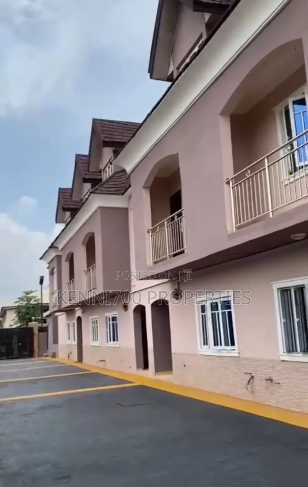 4bdrm Duplex in Agm Estate At Opic, Isheri North for sale in Isheri North
