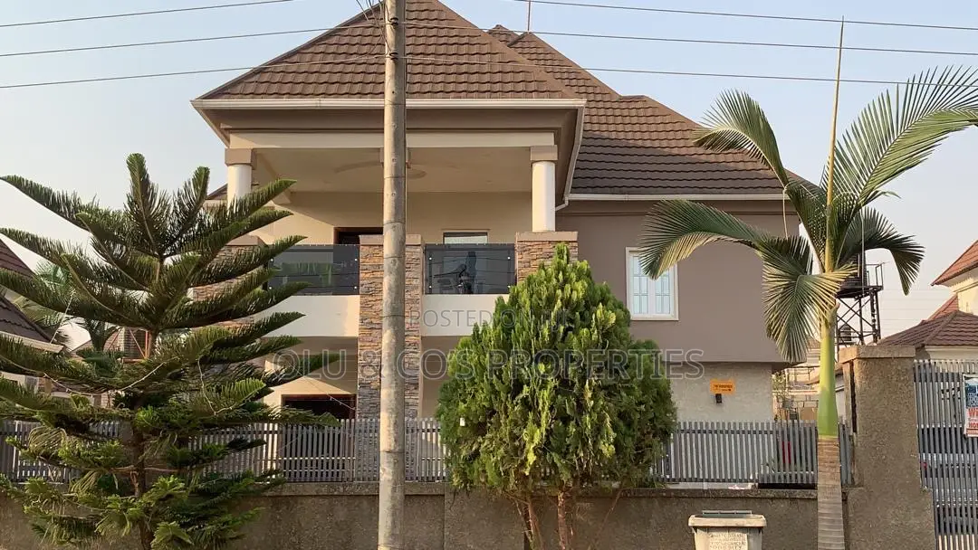Furnished 5bdrm Duplex in Kings Court Estate, Life Camp for sale in Life Camp
