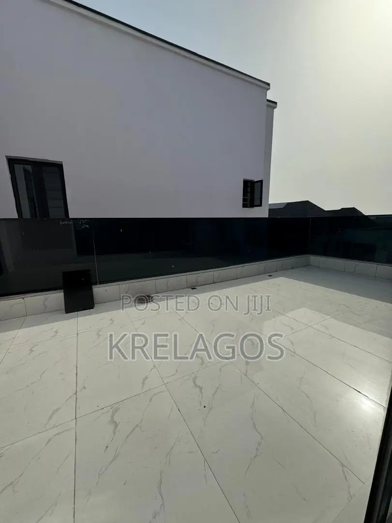 6bdrm Duplex in Orchid, Chevron for sale in Chevron