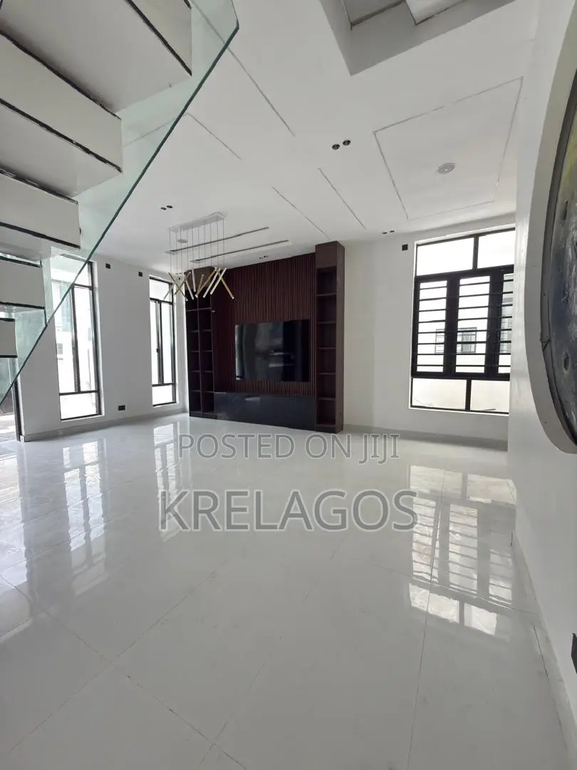 4bdrm Duplex in Orchid, Chevron for sale in Chevron