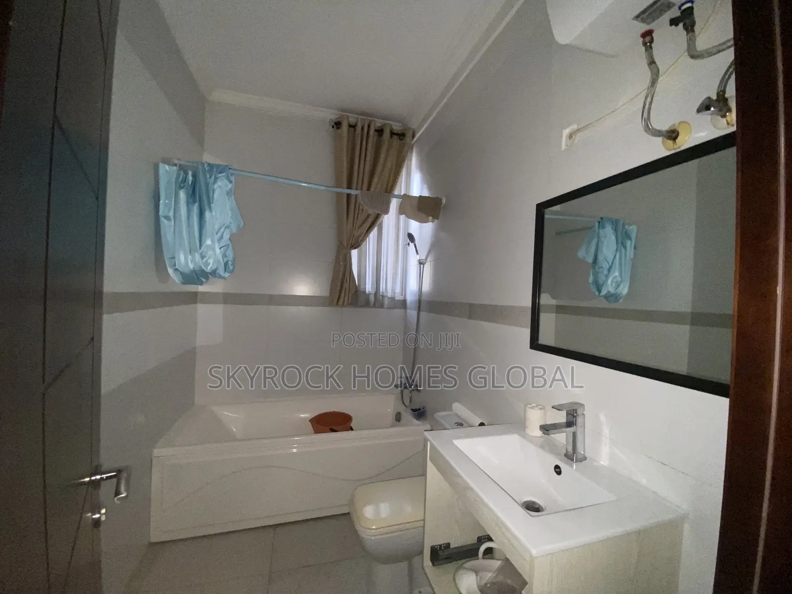 3bdrm Duplex in Parkview Estate for rent in Parkview Estate