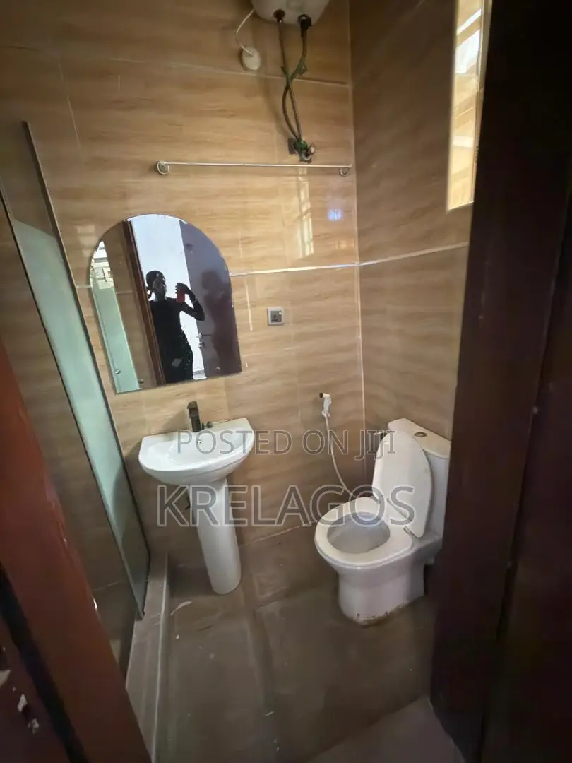 3bdrm Apartment in Chevron for rent in Chevron