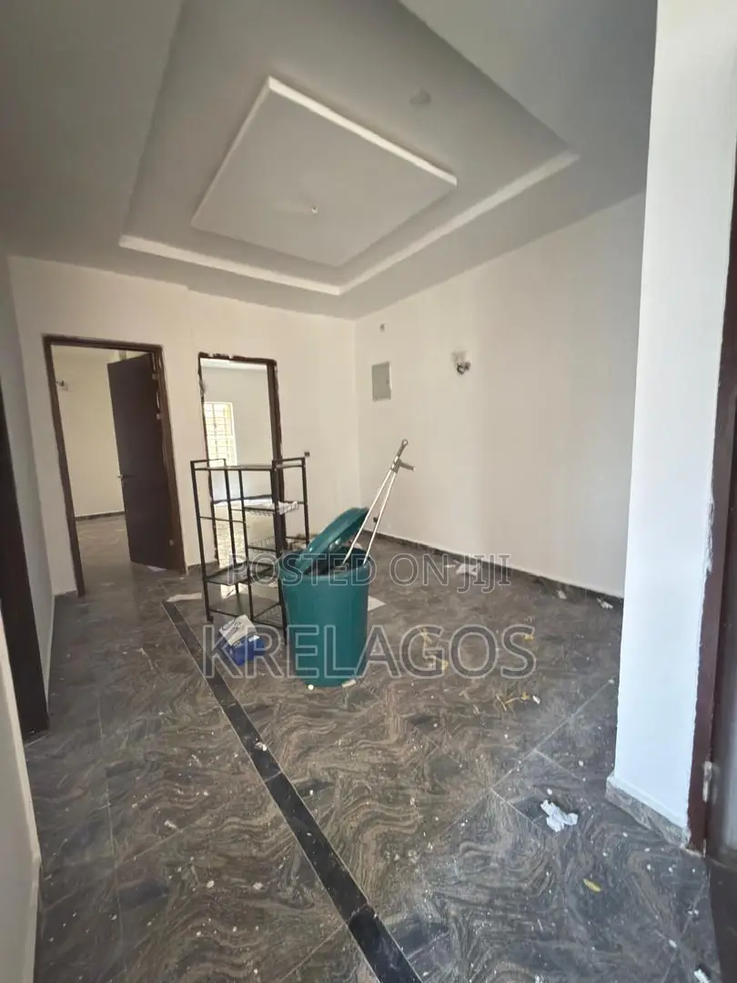 3bdrm Apartment in Chevron for rent in Chevron