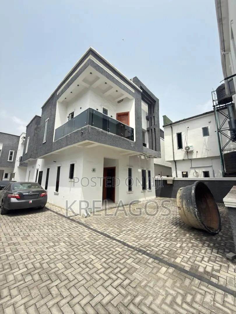 4bdrm Duplex in Orchid, Chevron for rent in Chevron