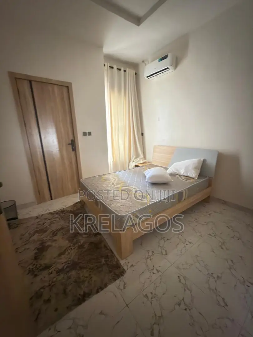 Furnished 4bdrm Duplex in Orchid, Chevron for rent in Chevron
