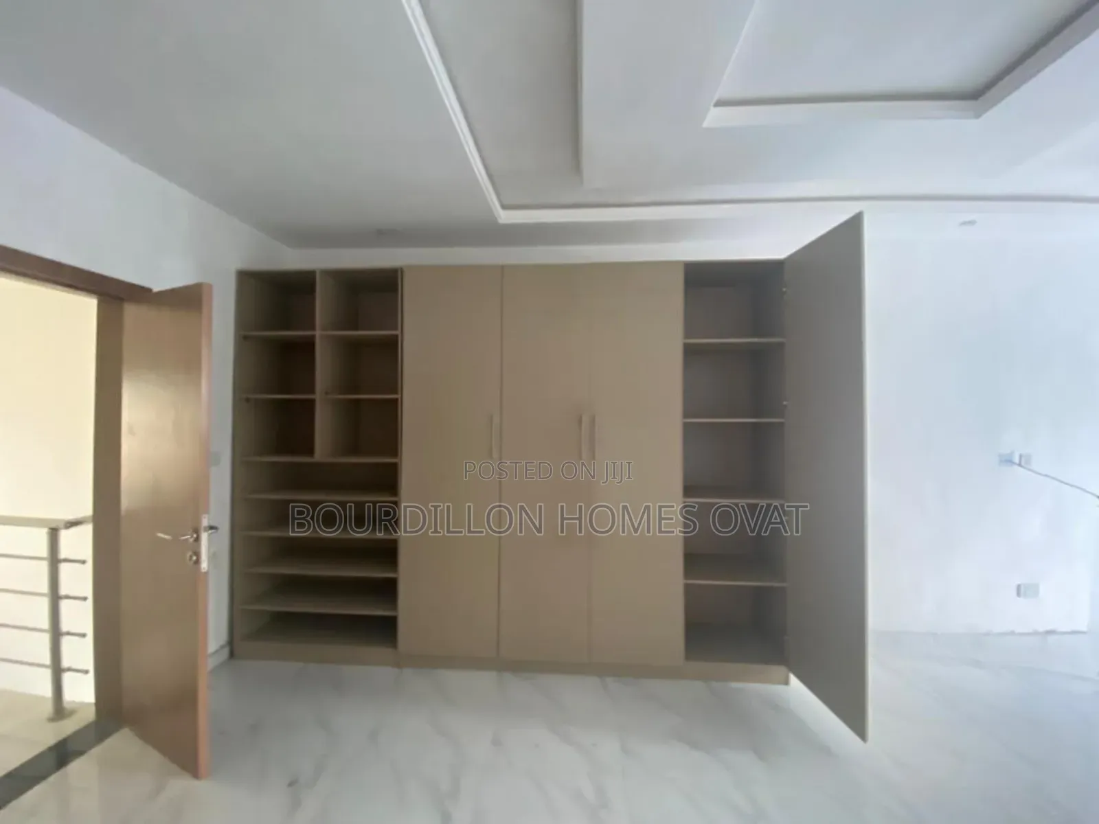 2bdrm Duplex in Lekki Phase 1 for sale in Lekki Phase 1
