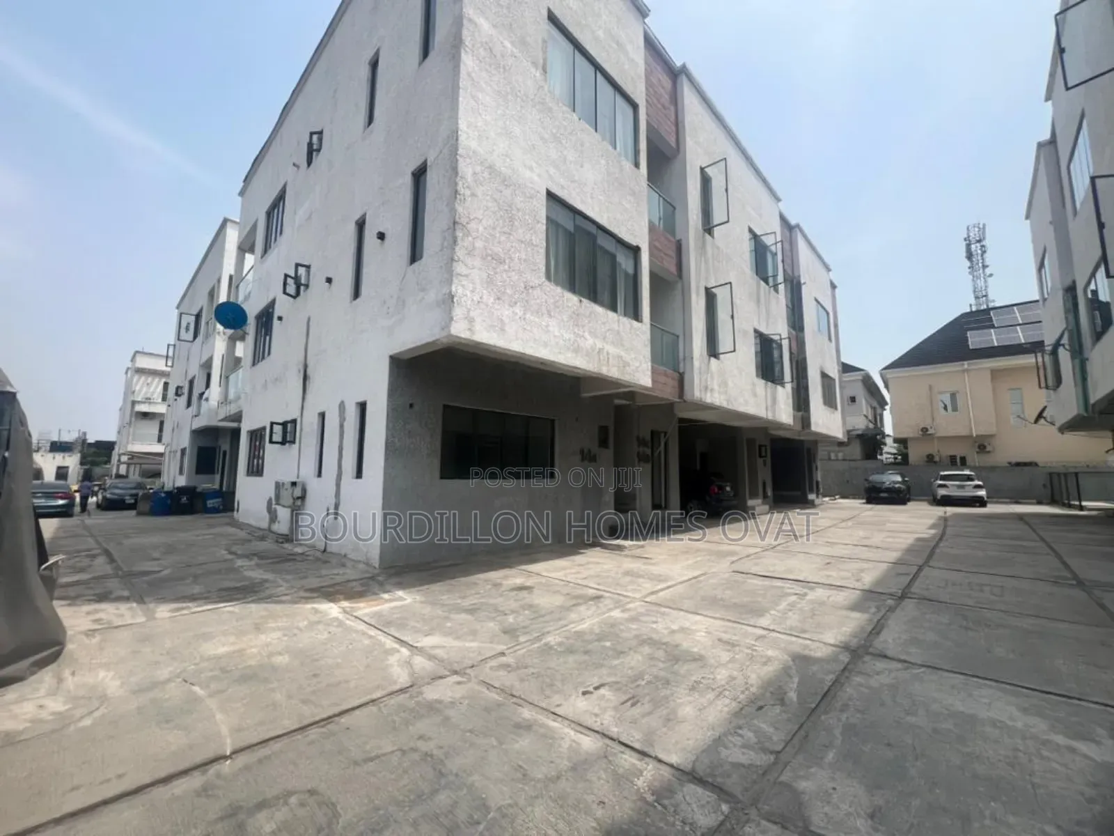 Furnished 2bdrm Apartment in Chevron Lekki Lagos for sale in Chevron