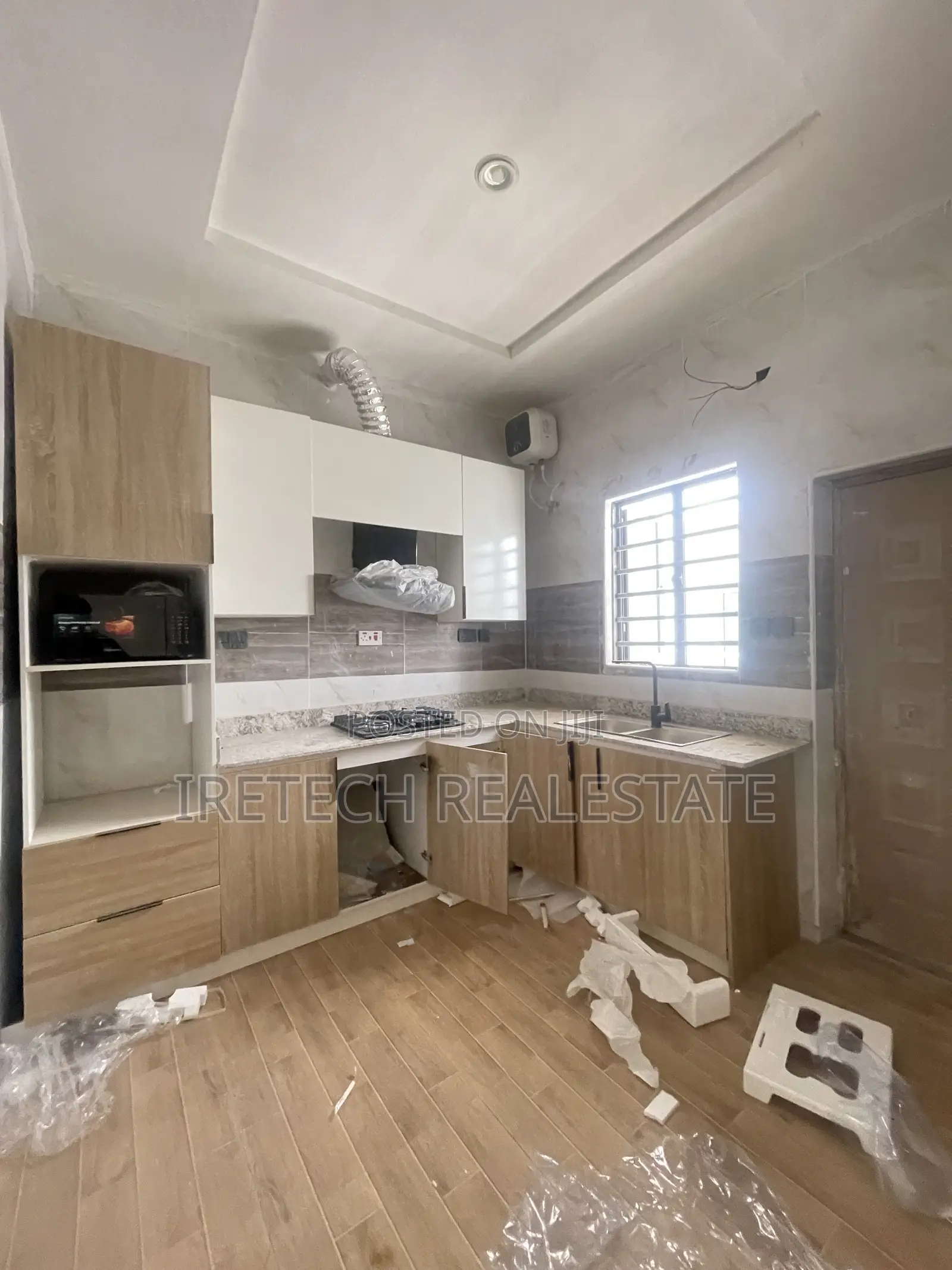2bdrm Apartment in Ajah Lagos Mobil for sale in VGC / Ajah