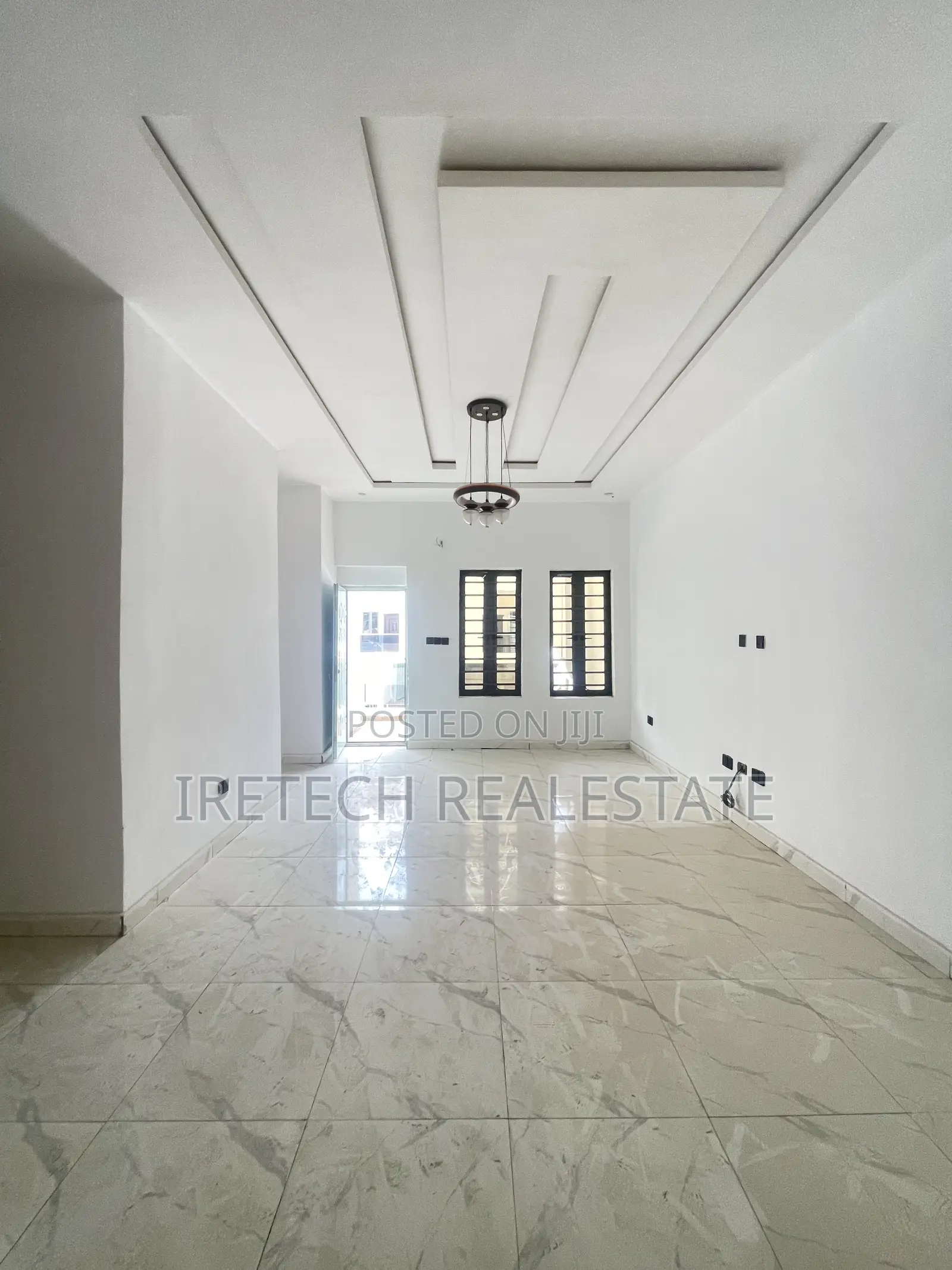 2bdrm Apartment in Ajah Lagos Mobil for sale in VGC / Ajah