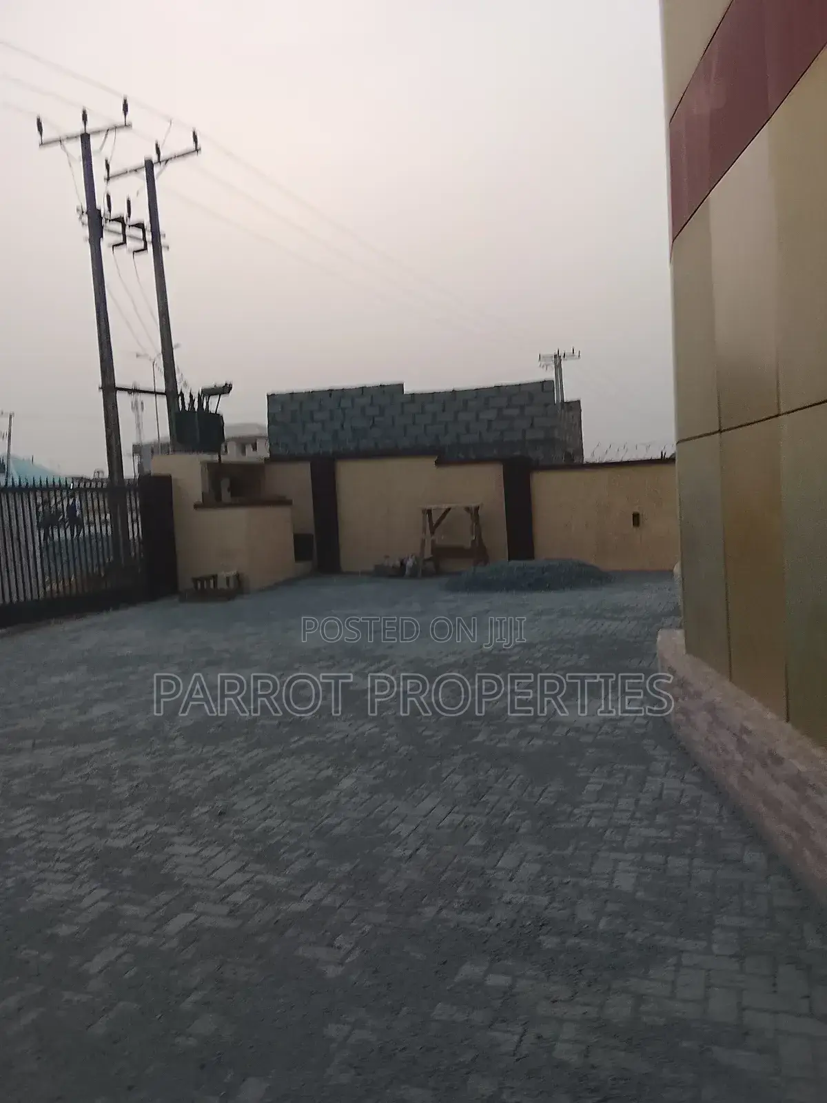 Plaza for Lease / Rent in Life Camp
