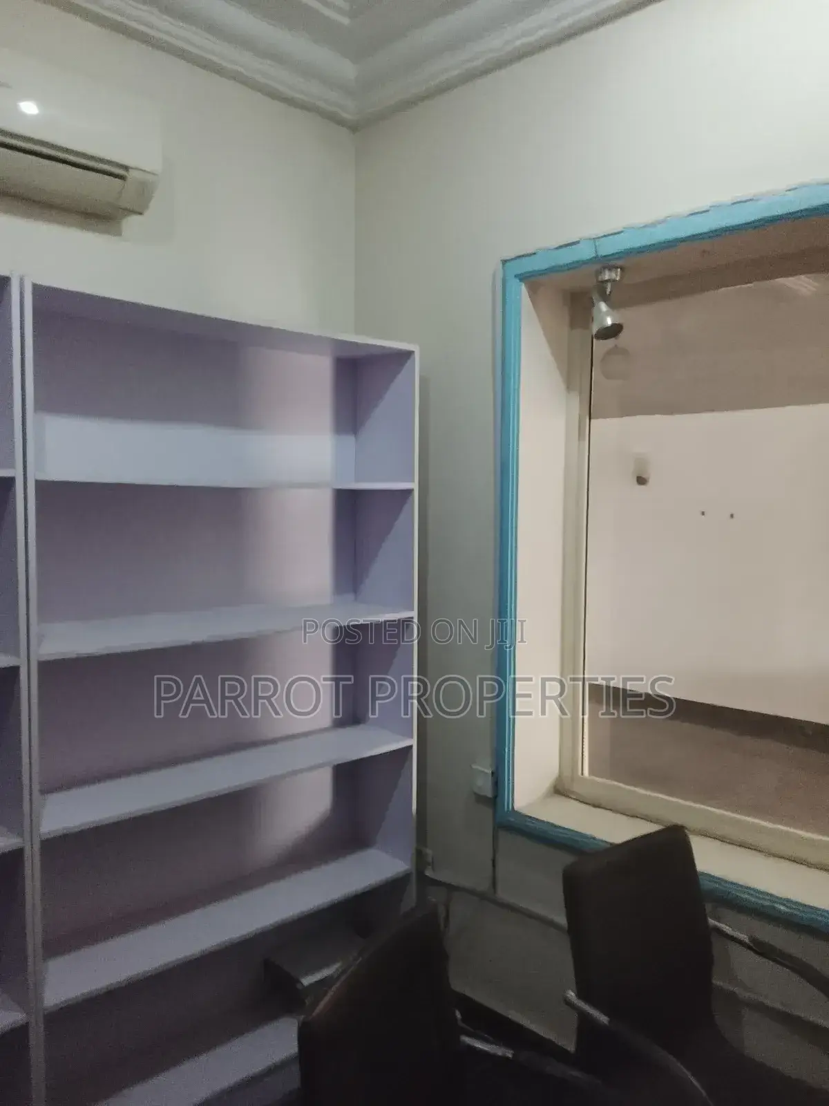 Traveling Agency / Business Centre Space in Gwarinpa