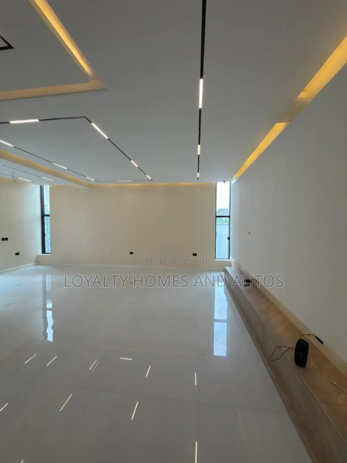 5bdrm Duplex in Opebi for sale in Opebi