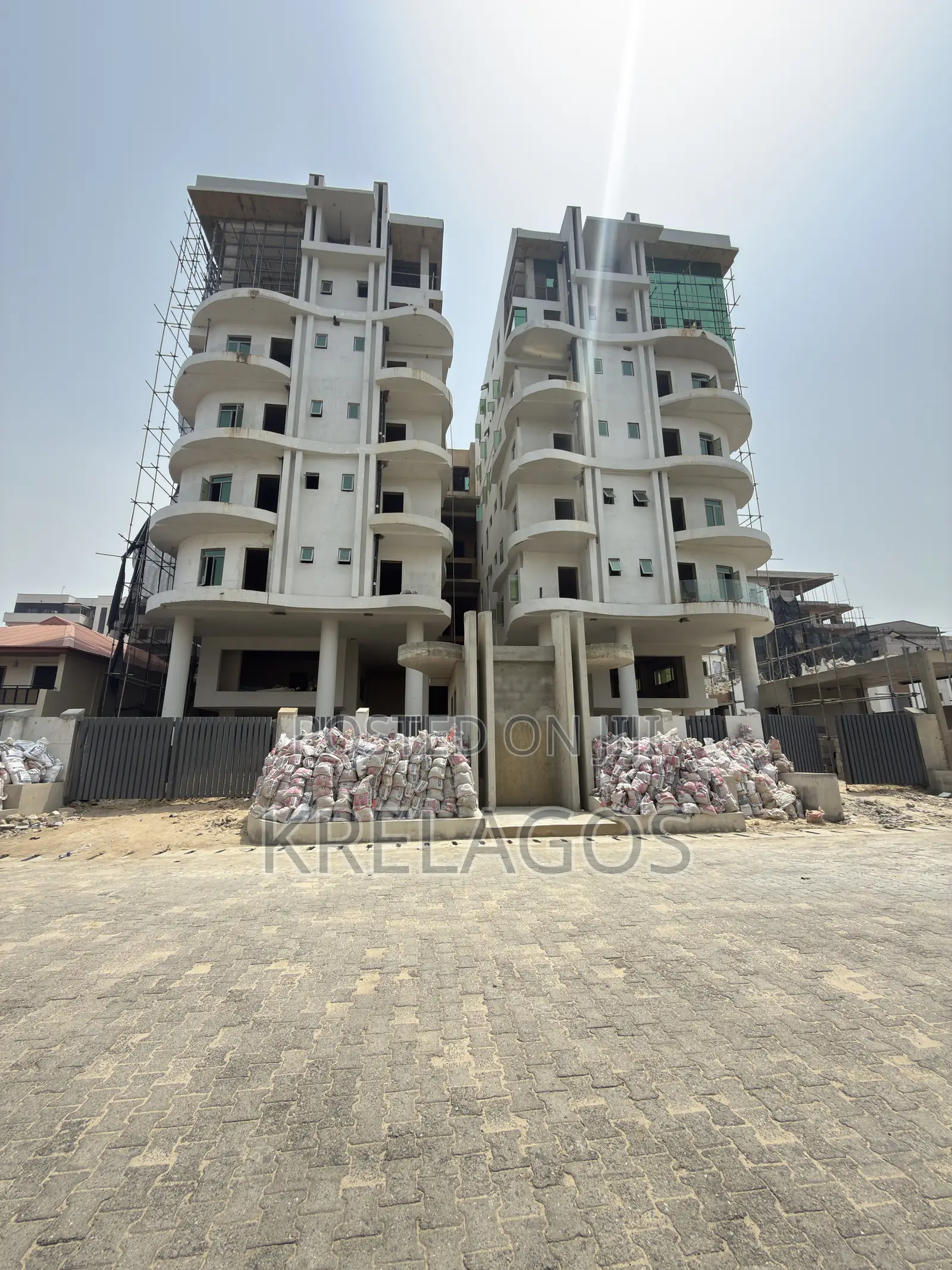 1bdrm Apartment in Oniru, Victoria Island Extension for sale in Victoria Island Extension