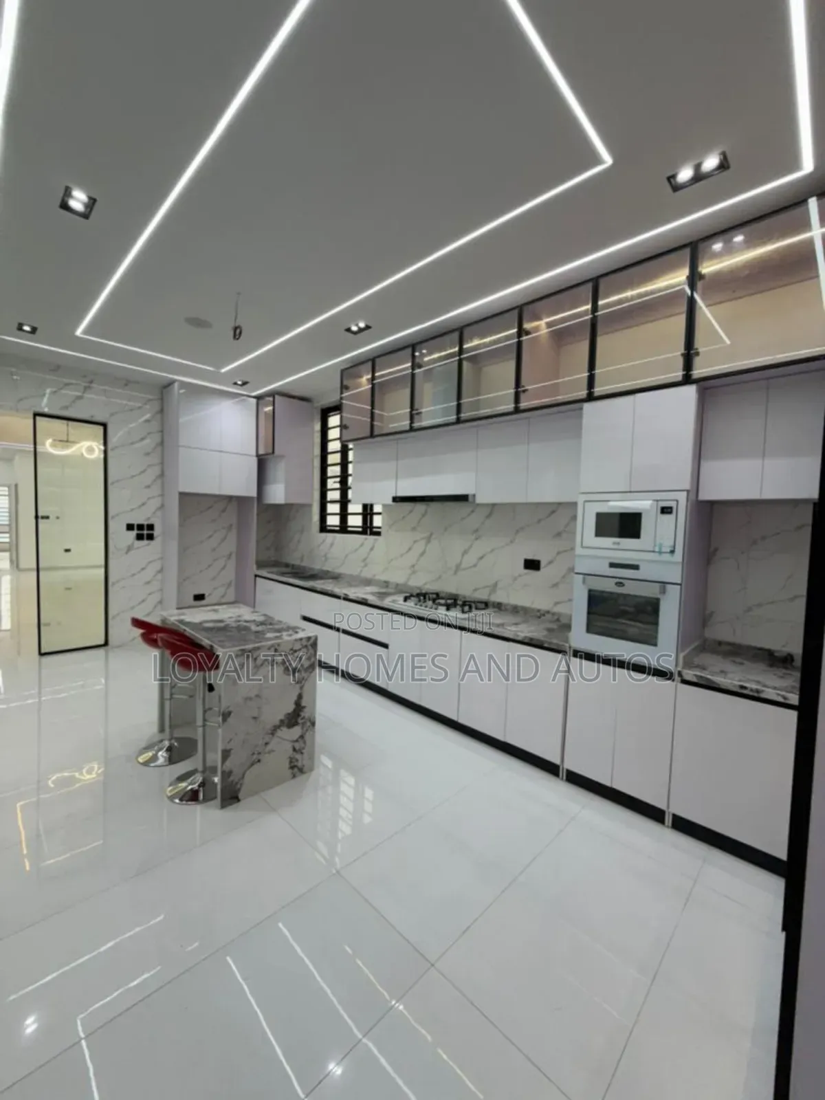 5bdrm Duplex in Lekki for sale in Lekki
