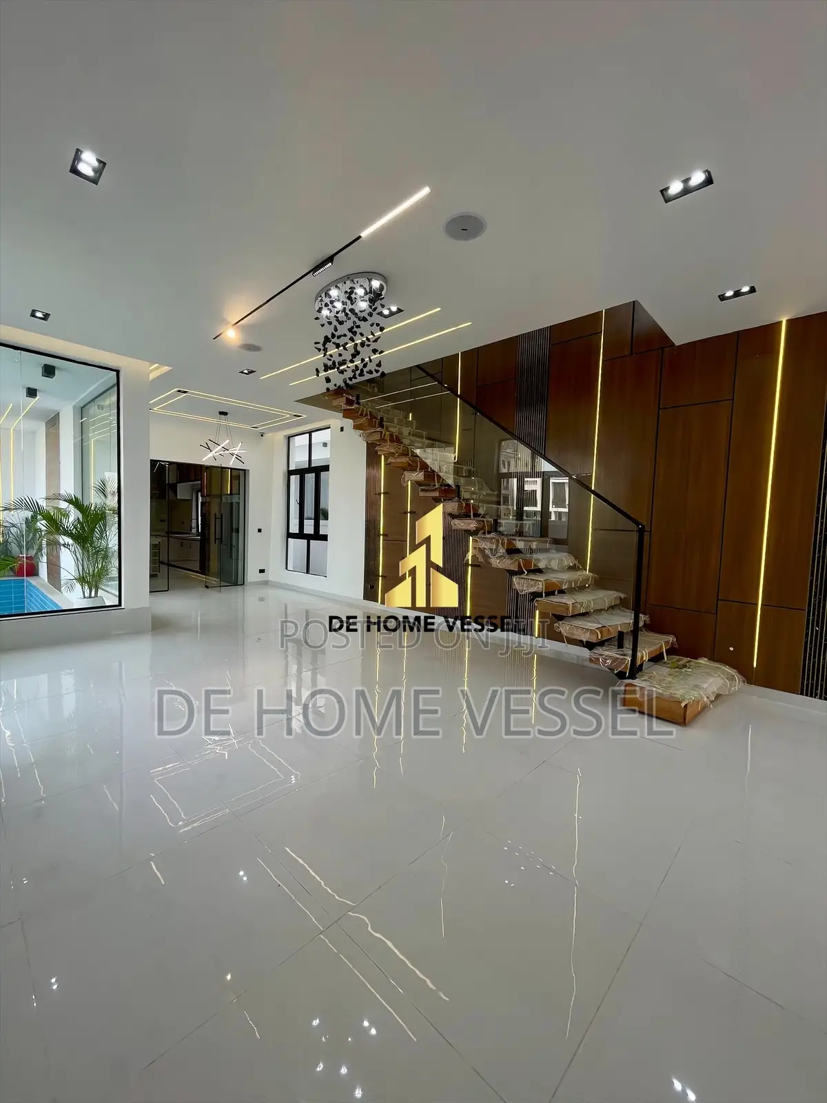 5bdrm Duplex in Ikota for sale in Ikota
