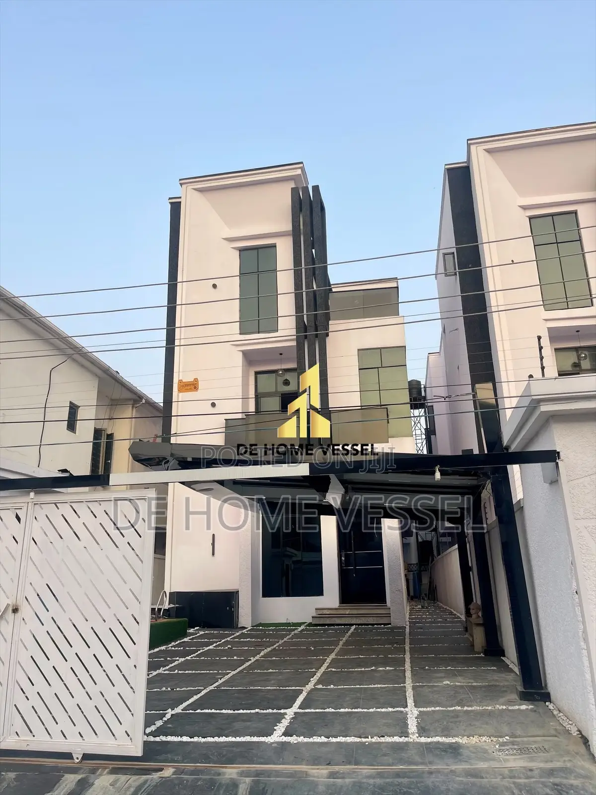 5bdrm Duplex in Lekki for sale in Lekki