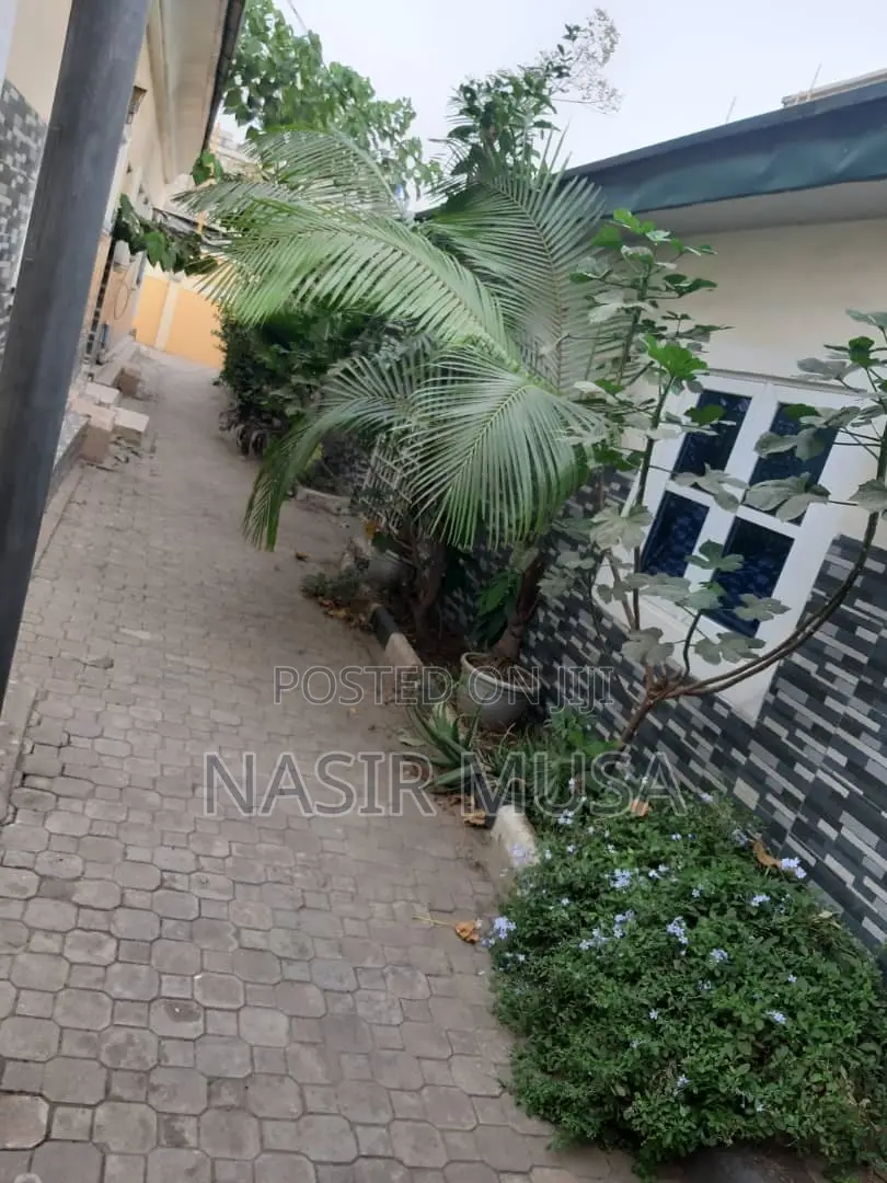 4bdrm Block of Flats in Gwarinpa for sale in Gwarinpa