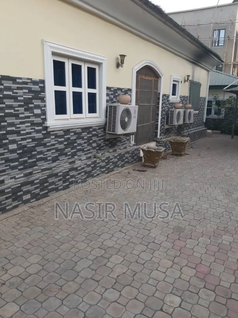 4bdrm Block of Flats in Gwarinpa for sale in Gwarinpa