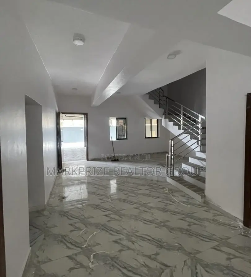 2bdrm Apartment in Ologolo Lekki Lagos for sale in Ologolo