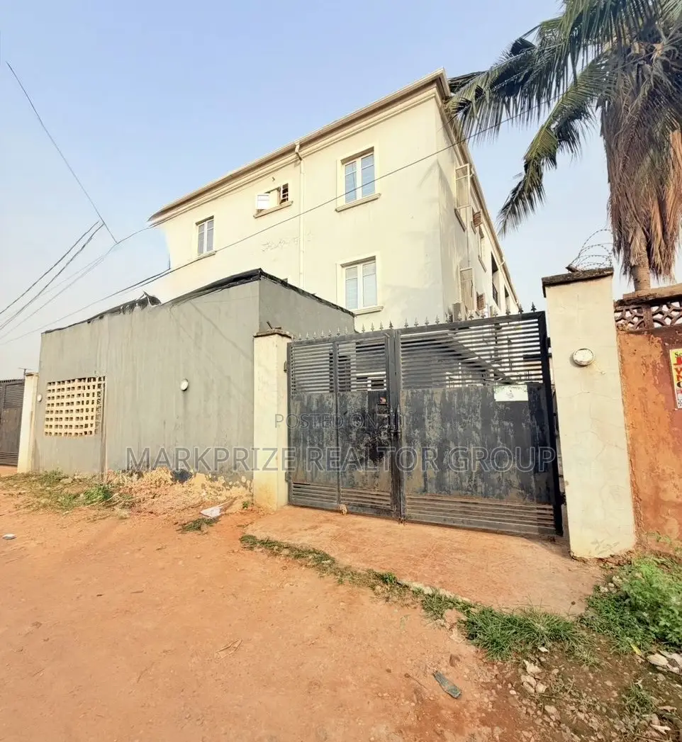 3bdrm Apartment in Ogba Ikeja Lagos for sale in Ogba