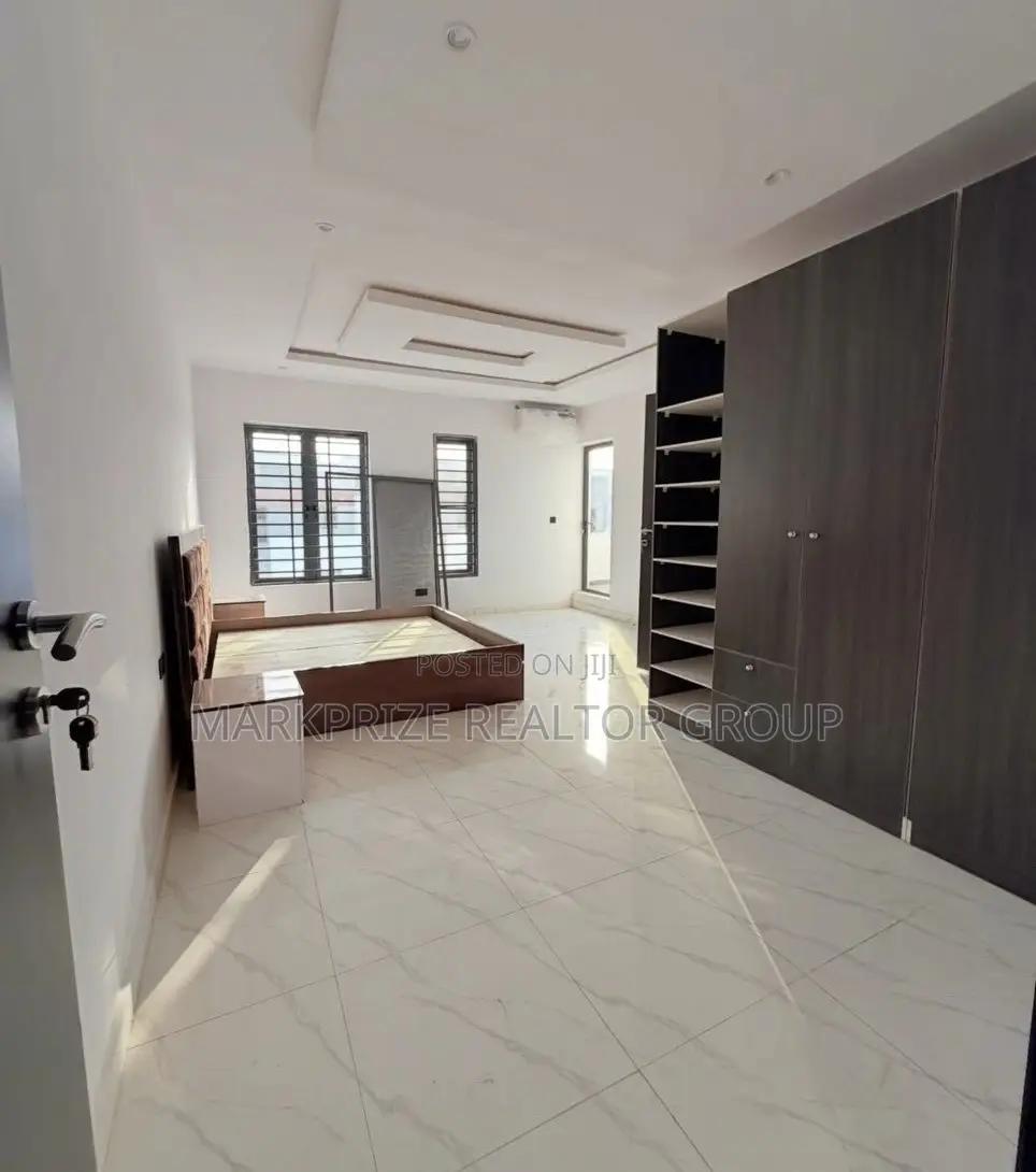 4bdrm Duplex in Oregon Ikeja Lagos, Oregun for sale in Oregun