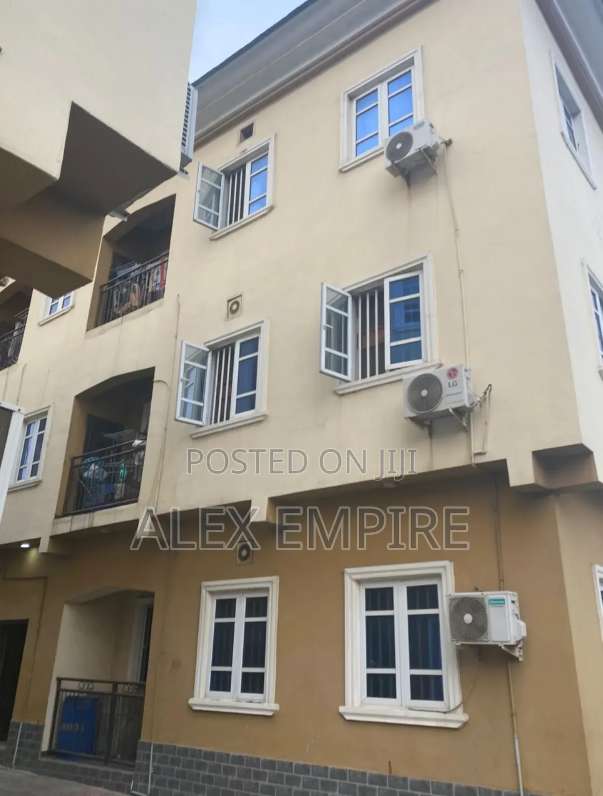 2bdrm Block of Flats in Ago Palace for sale in Ago Palace