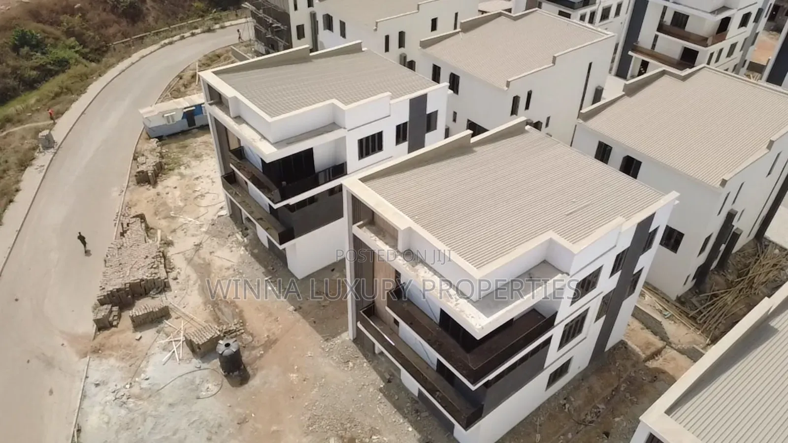 6bdrm Duplex in Guzape for sale in Guzape District