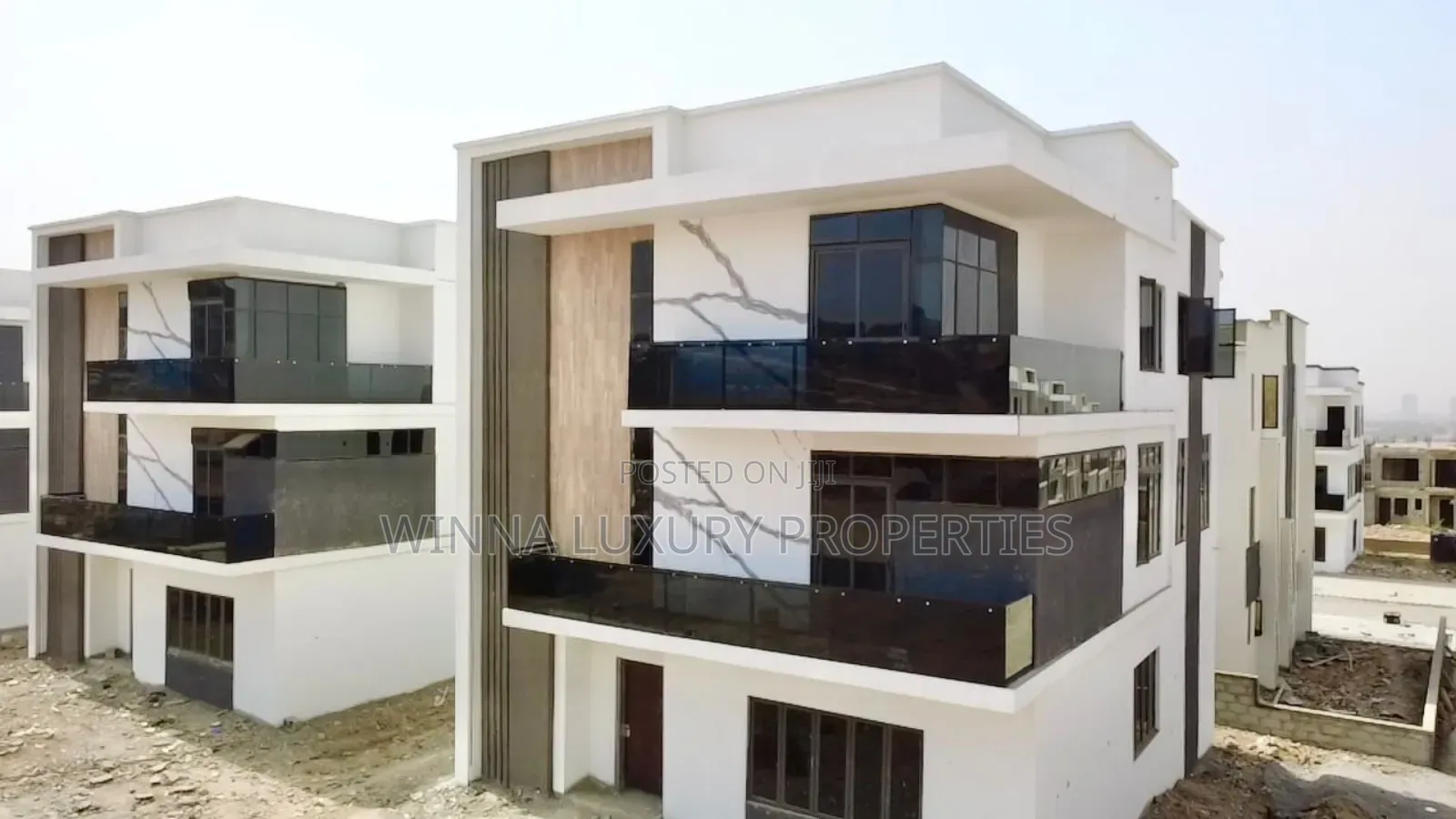 6bdrm Duplex in Guzape for sale in Guzape District