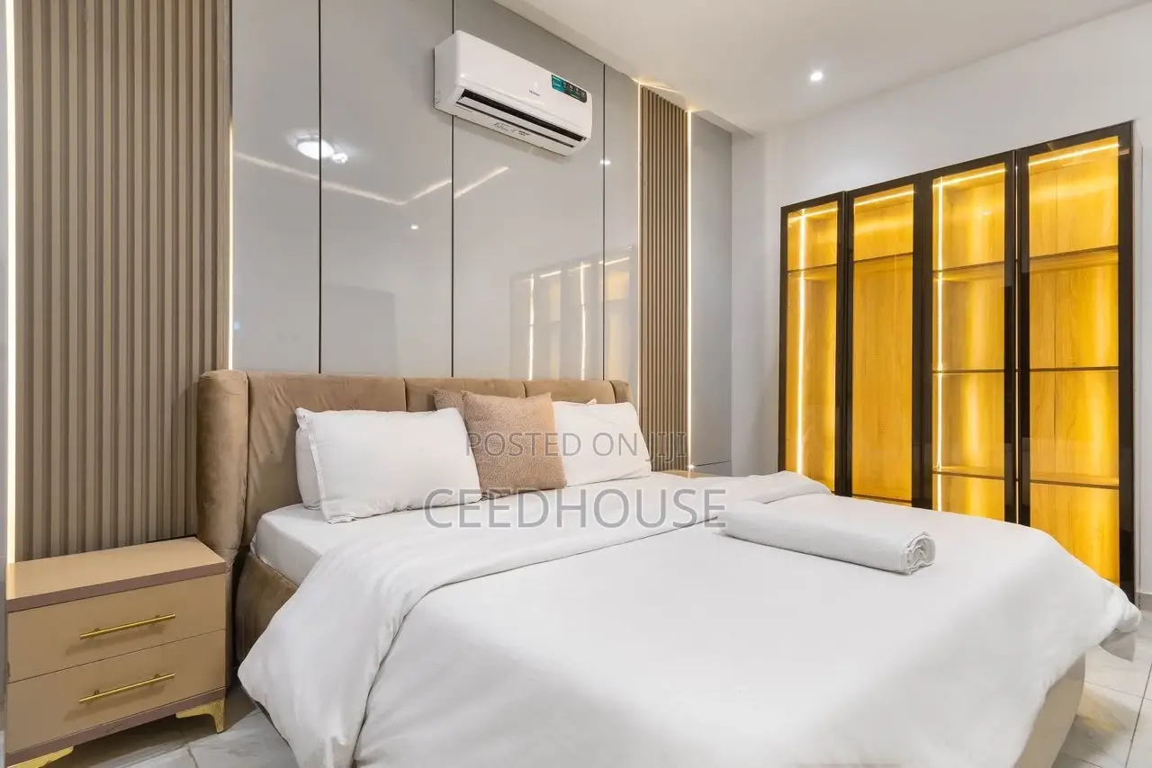 Luxurious 2 Bedroom Apartment With Snooker and Pool in Lekki Phase 1