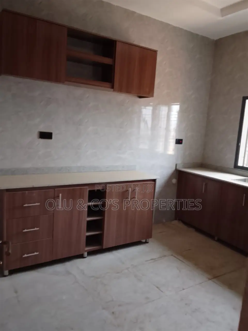 2bdrm Block of Flats in Aco Amac Estate, Lugbe District for rent in Lugbe District