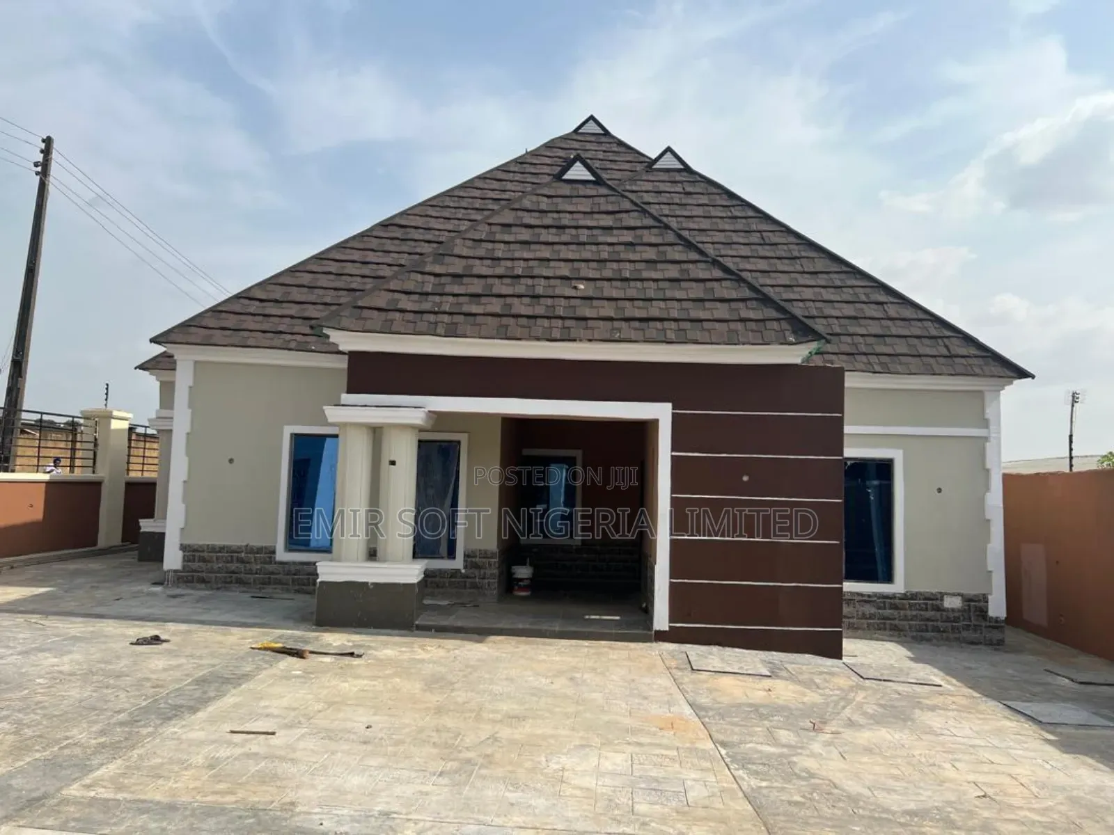 5bdrm Bungalow in Ojoo for sale in Ojoo
