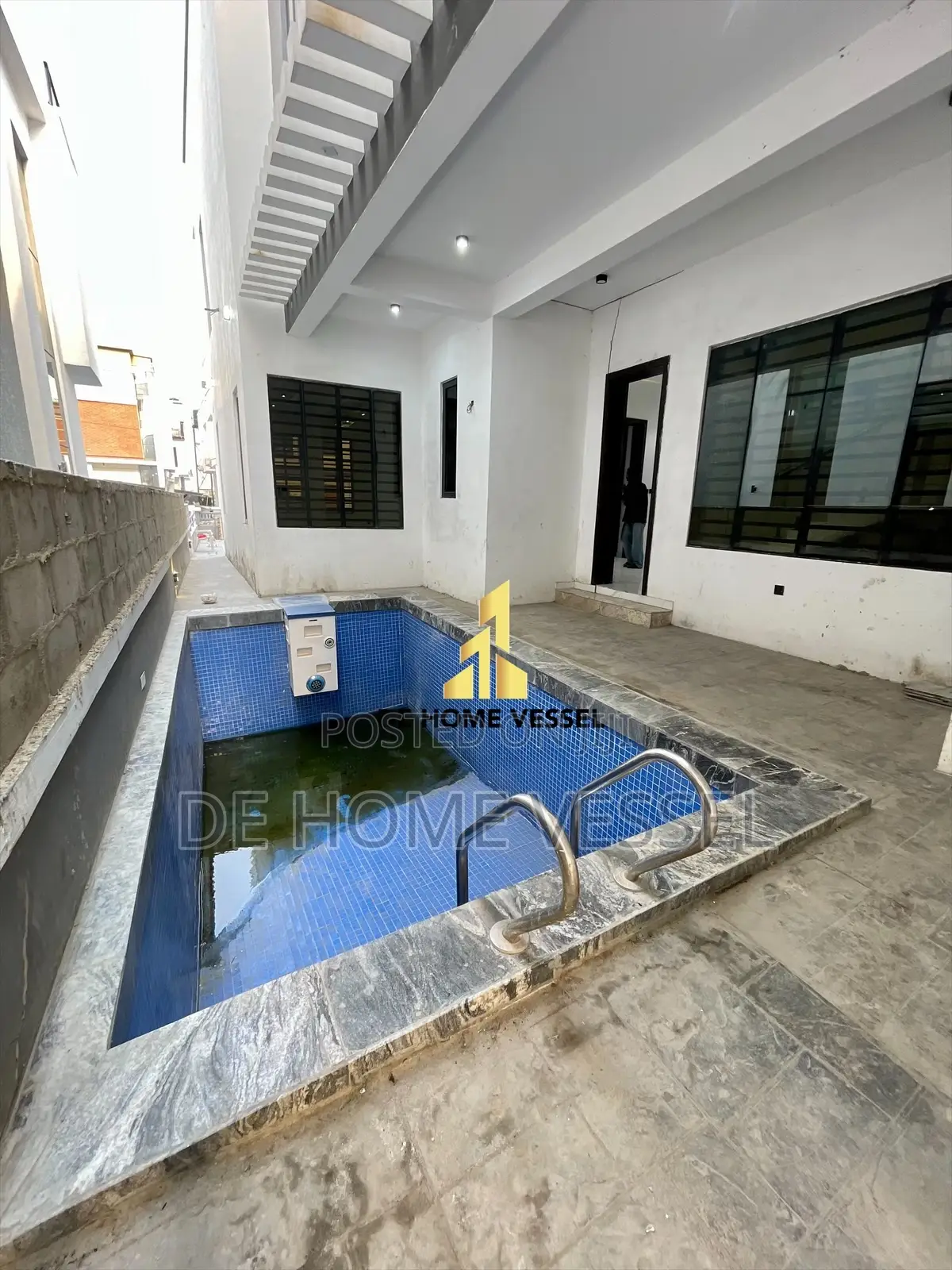 5bdrm Duplex in Lekki for sale in Lekki